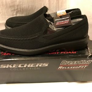 NIB Men's Skechers  Walson- MORADO Size 8.5